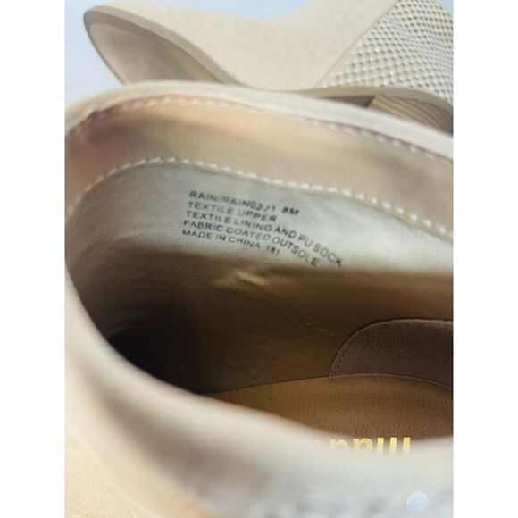 Madden NYC Ankle Boots Sand Size Womens 8 M Faux Suede - Picture 9 of 10